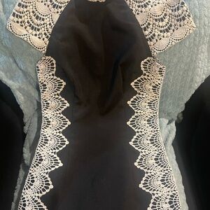 Lace black dress xs